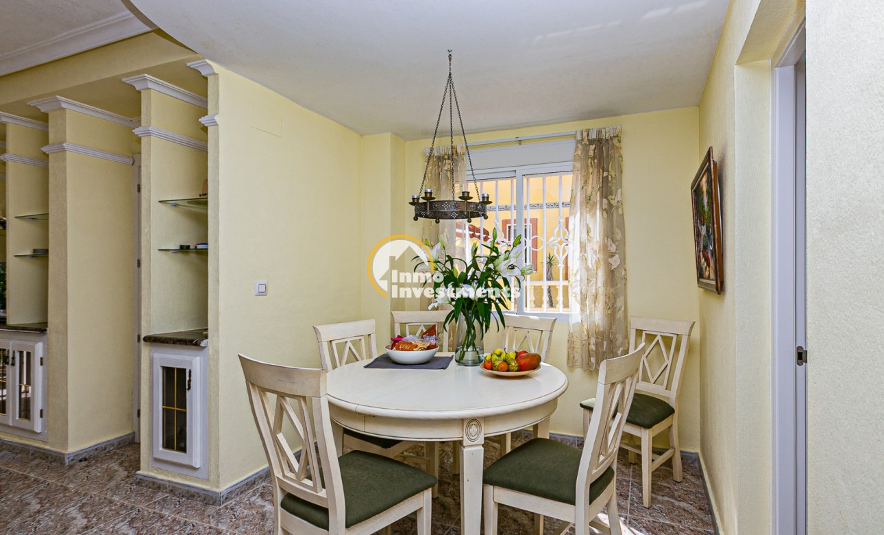 Resale - Town house - Cabo Roig - La Regia