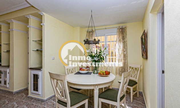 Resale - Town house - Cabo Roig - La Regia