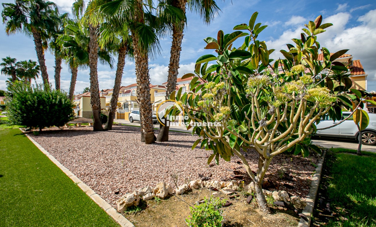 Resale - Town house - Cabo Roig - La Regia