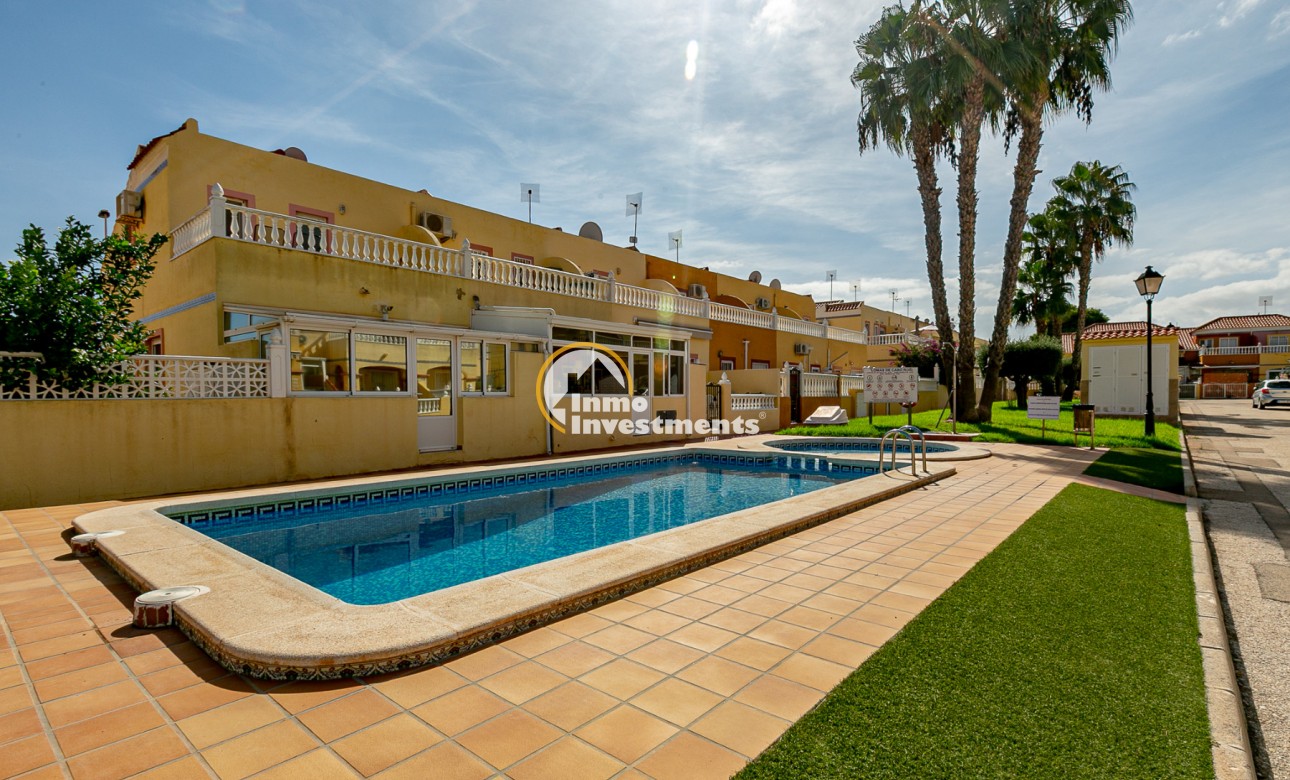 Resale - Town house - Cabo Roig - La Regia