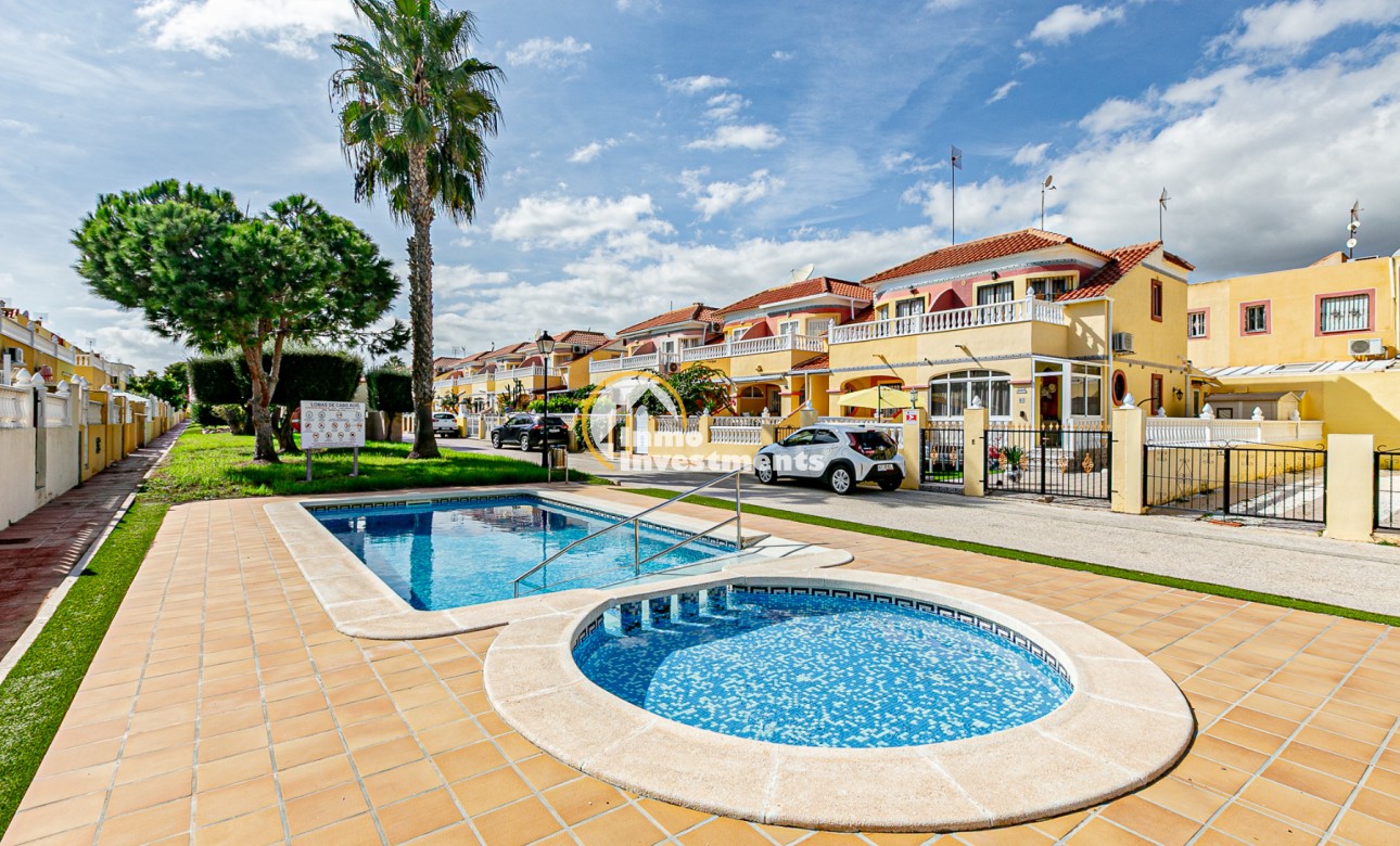 Resale - Town house - Cabo Roig - La Regia