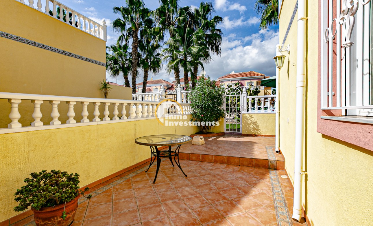 Resale - Town house - Cabo Roig - La Regia