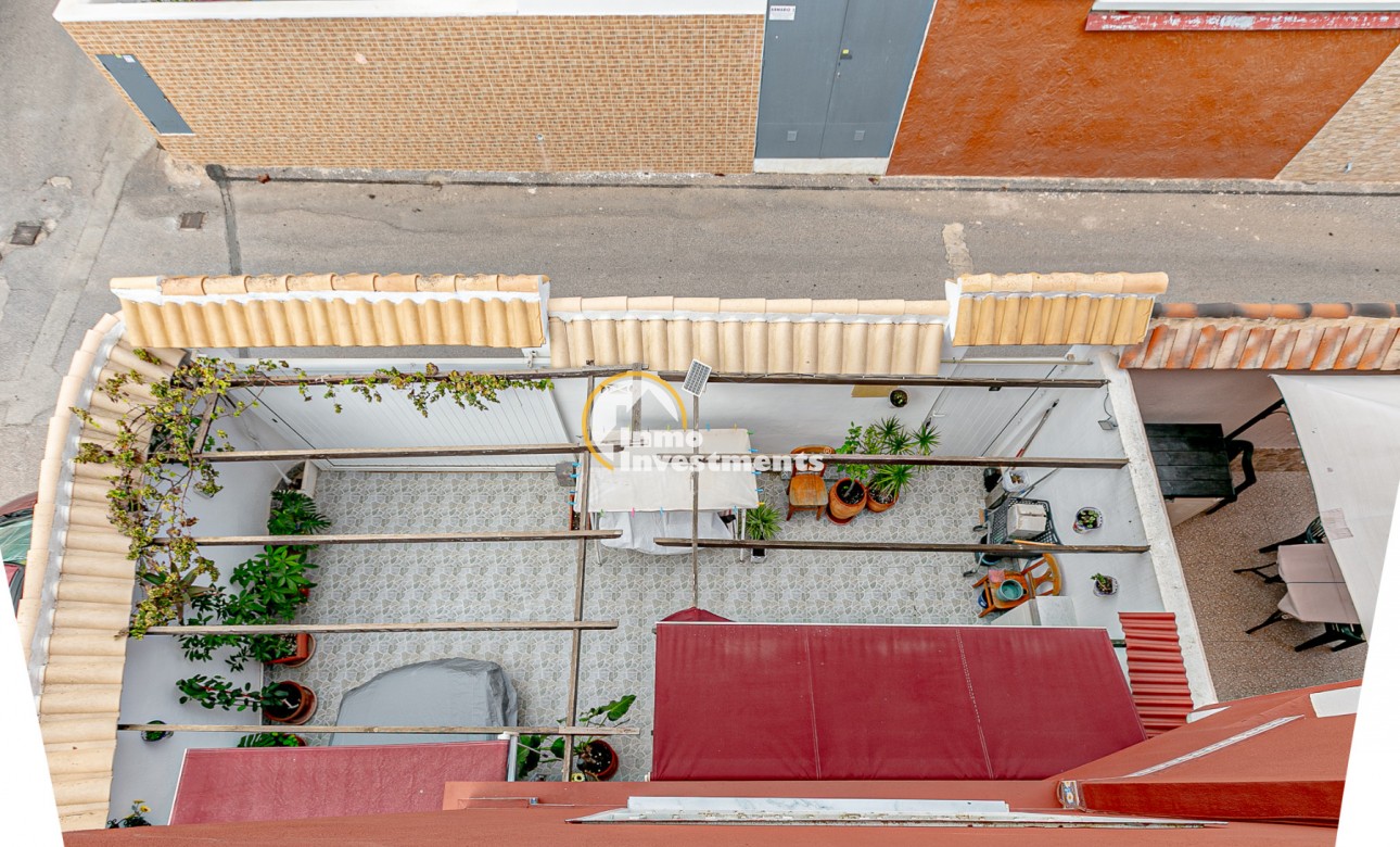 Bestaande bouw - Half vrijstaande villa - Los Altos