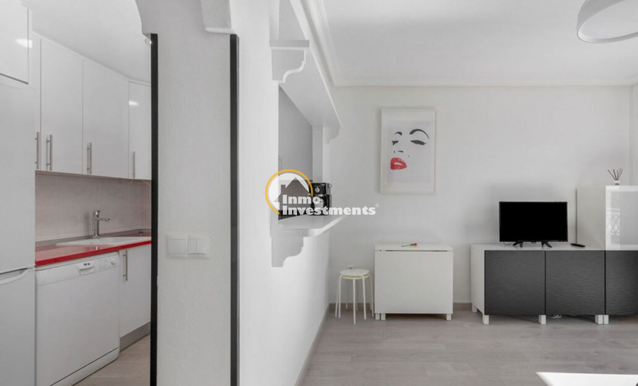 Resale - Apartment - La Mata