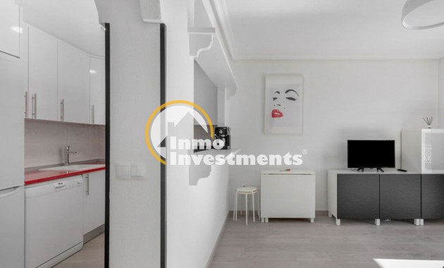 Resale - Apartment - La Mata