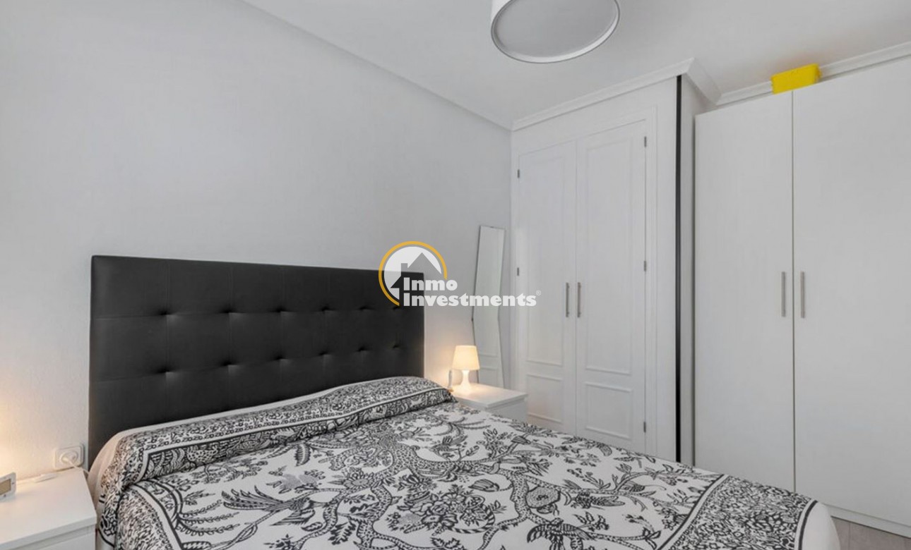 Resale - Apartment - La Mata