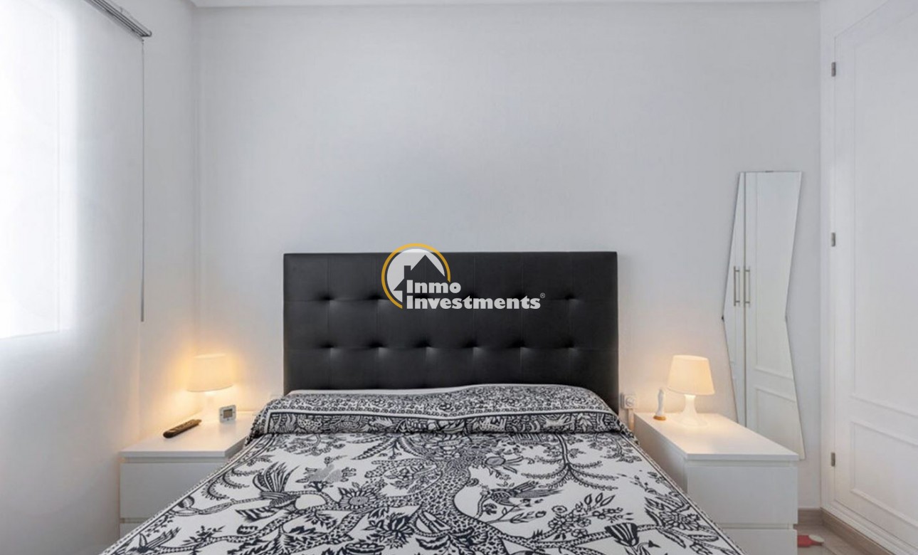 Resale - Apartment - La Mata