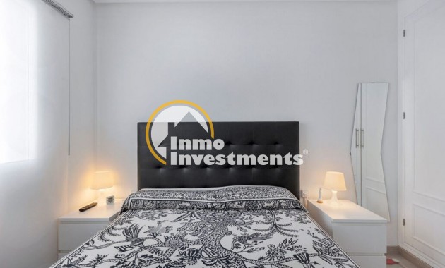 Resale - Apartment - La Mata