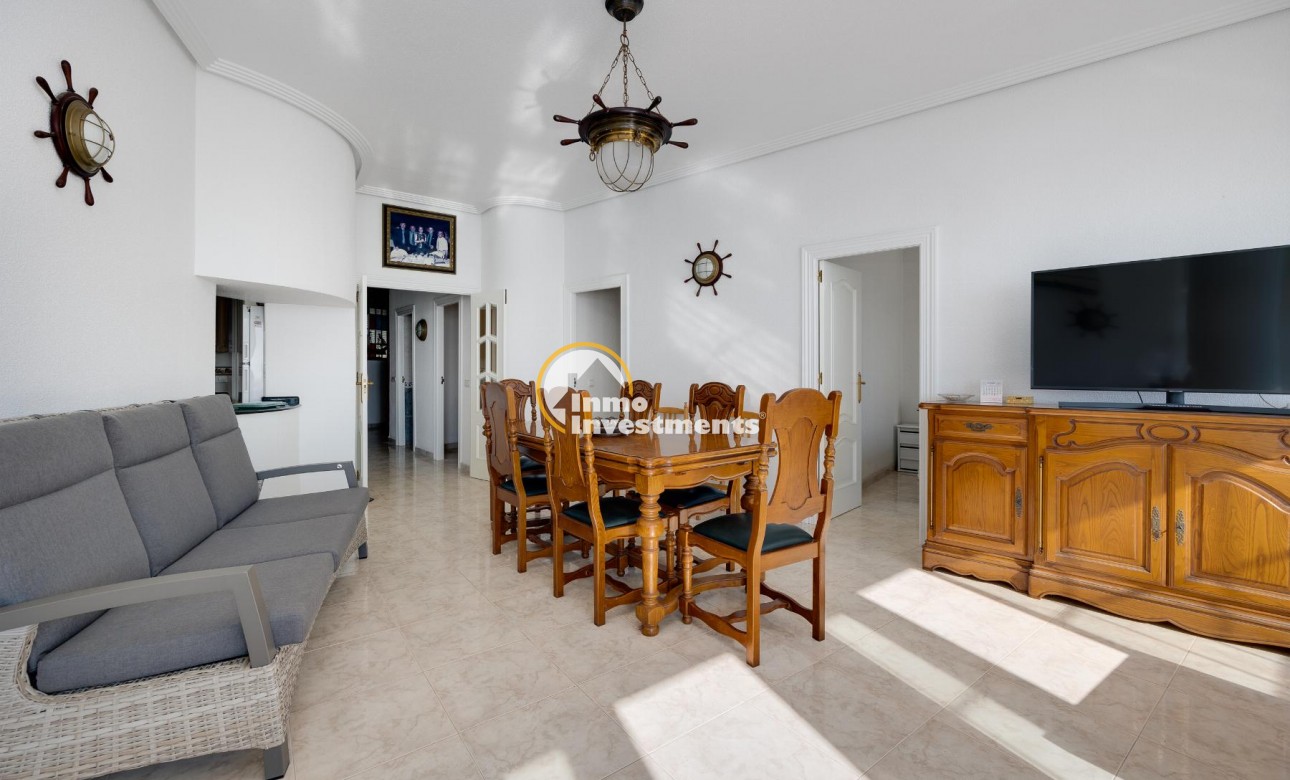 Resale - Apartment - Torrevieja - Beach