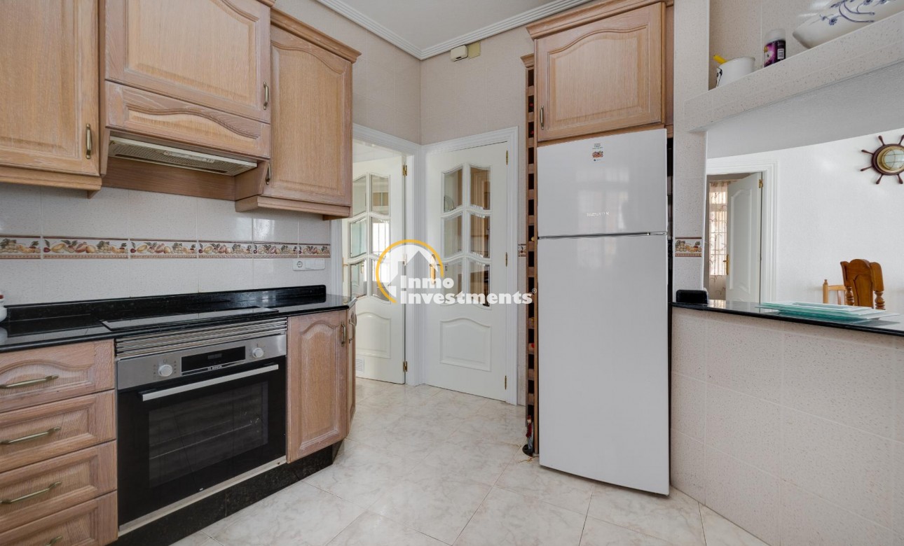 Resale - Apartment - Torrevieja - Beach