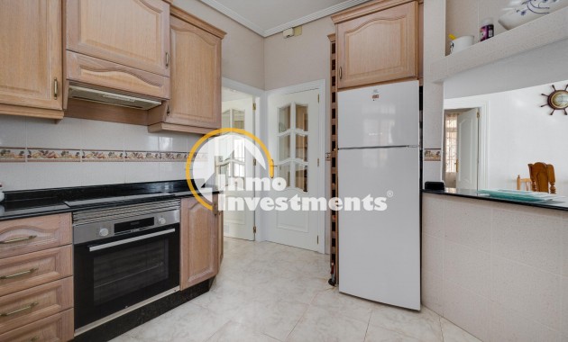 Resale - Apartment - Torrevieja - Beach