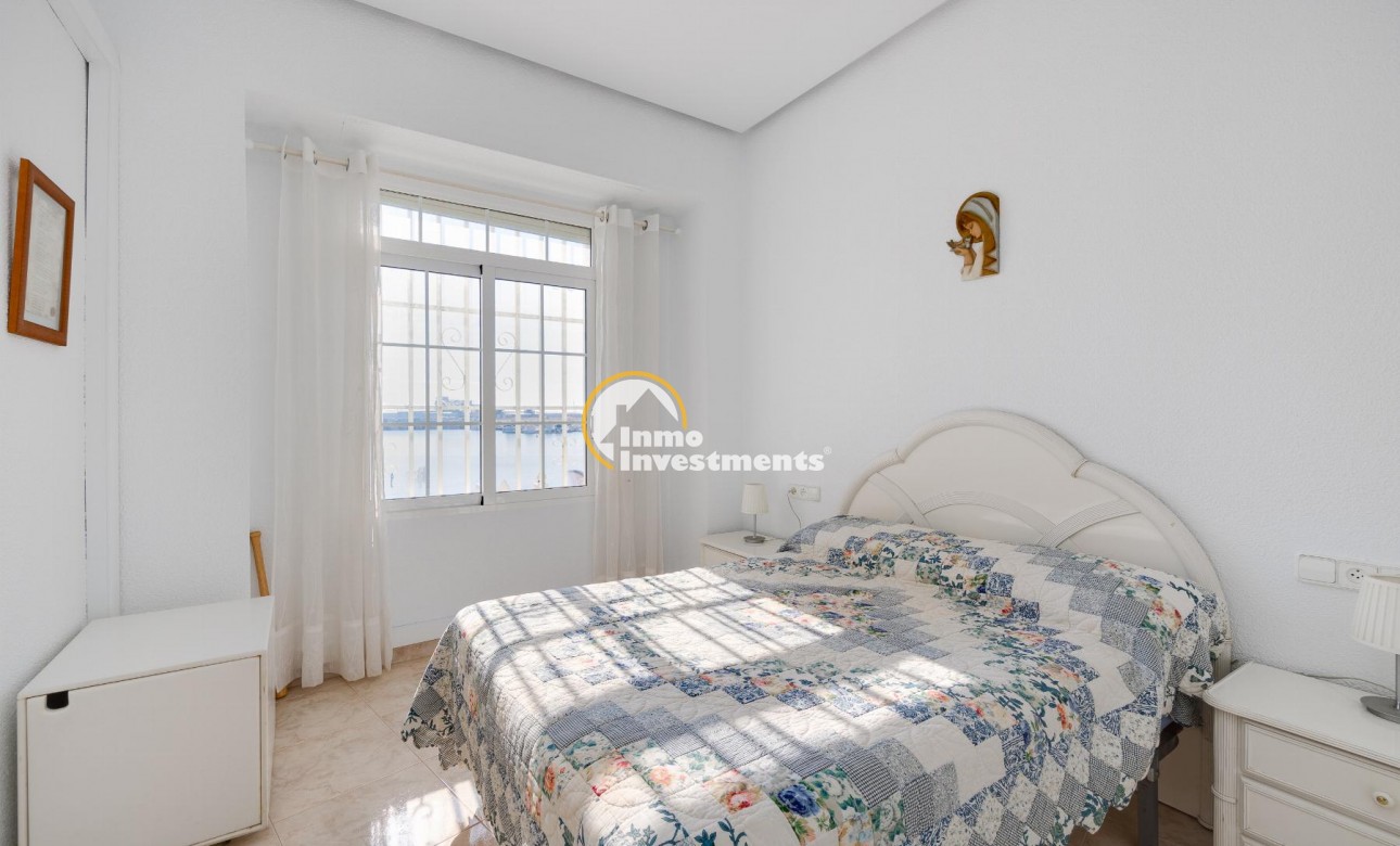 Resale - Apartment - Torrevieja - Beach