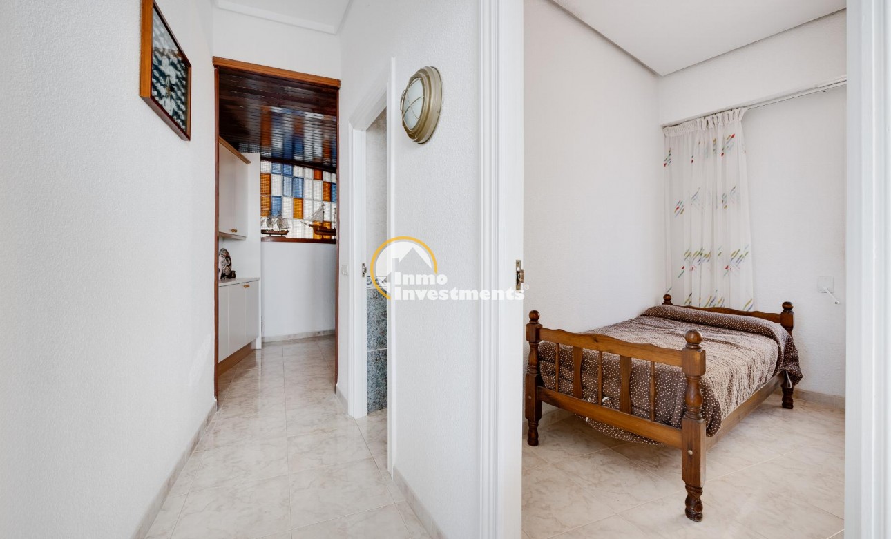 Resale - Apartment - Torrevieja - Beach