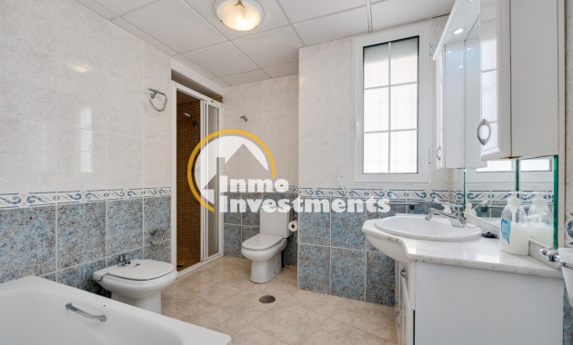 Resale - Apartment - Torrevieja - Beach