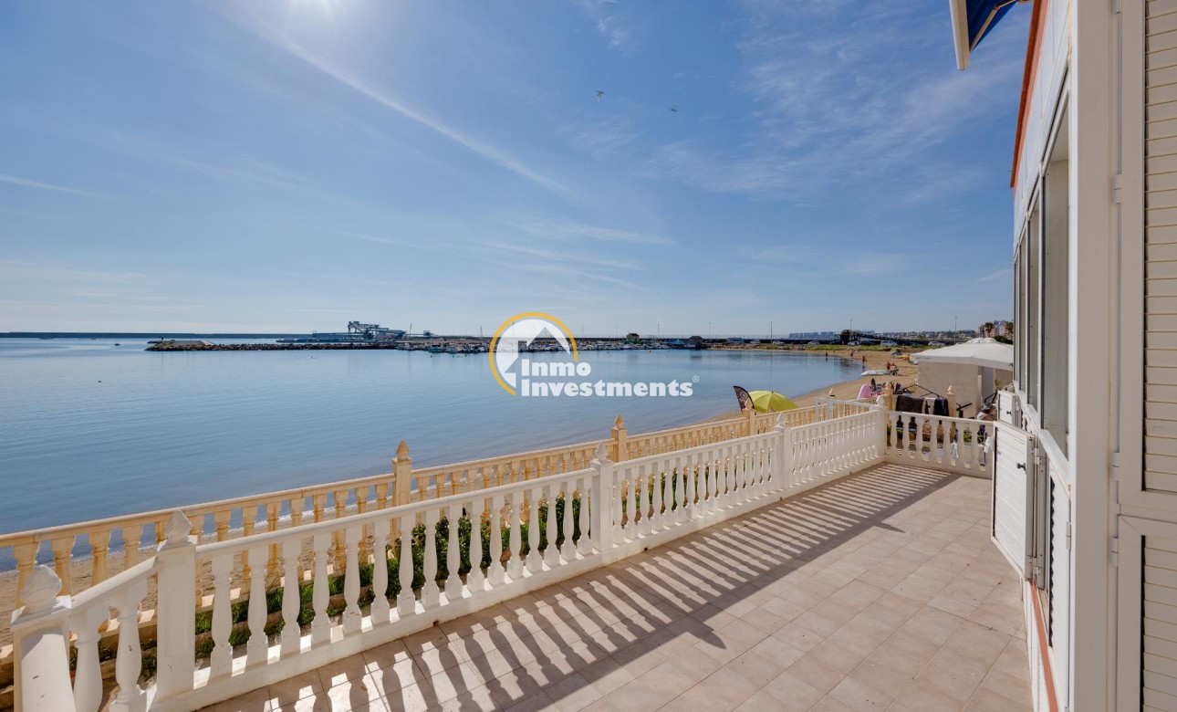 Resale - Apartment - Torrevieja - Beach