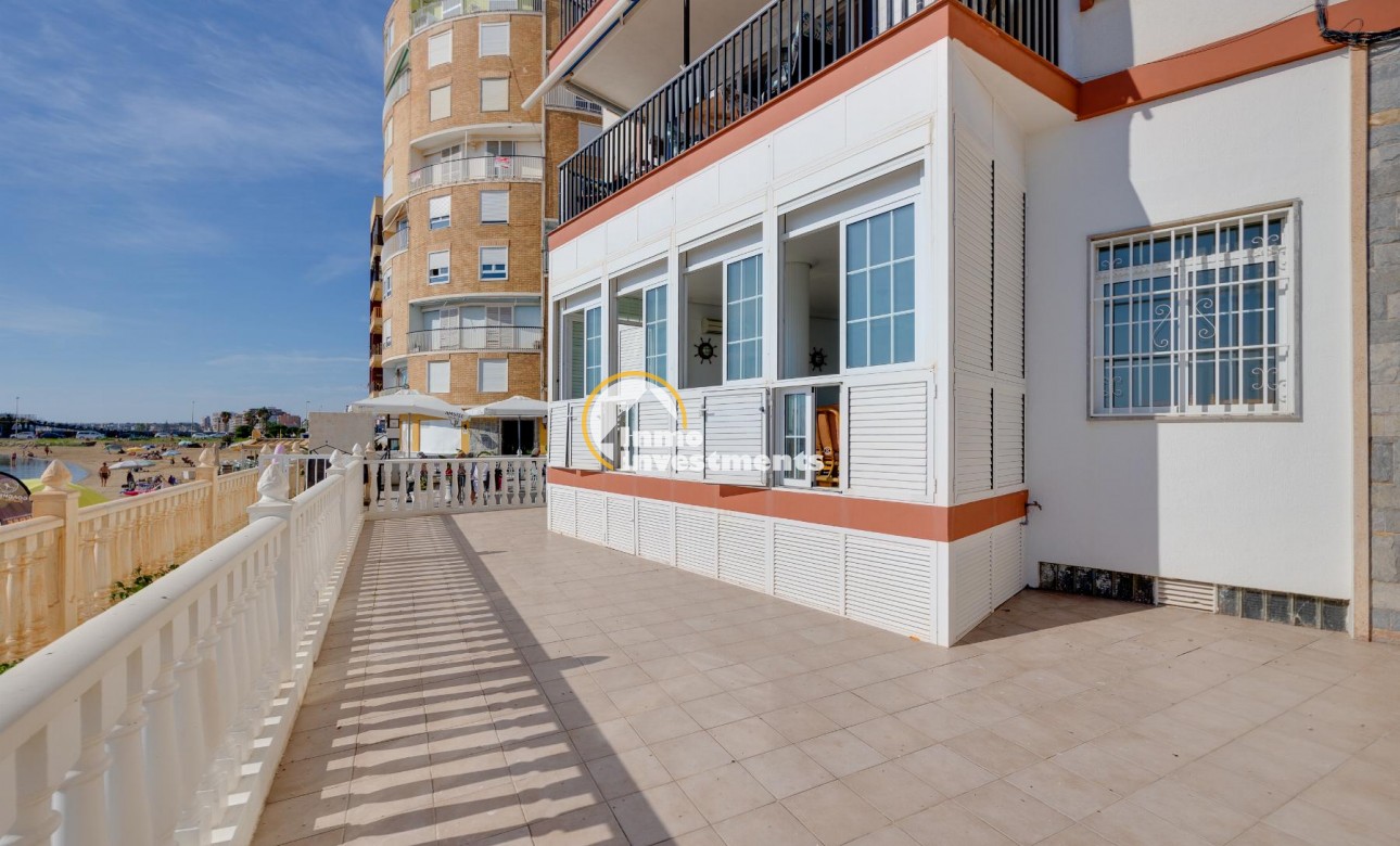 Resale - Apartment - Torrevieja - Beach