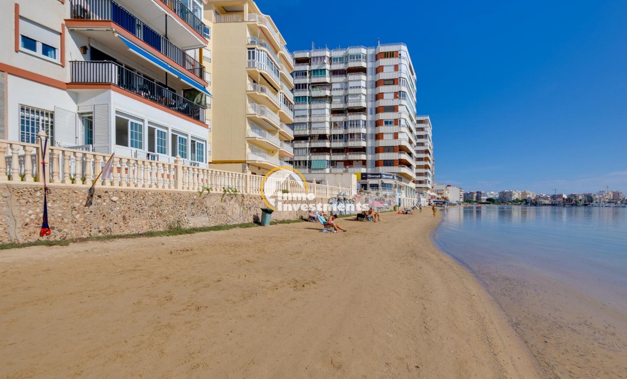 Resale - Apartment - Torrevieja - Beach