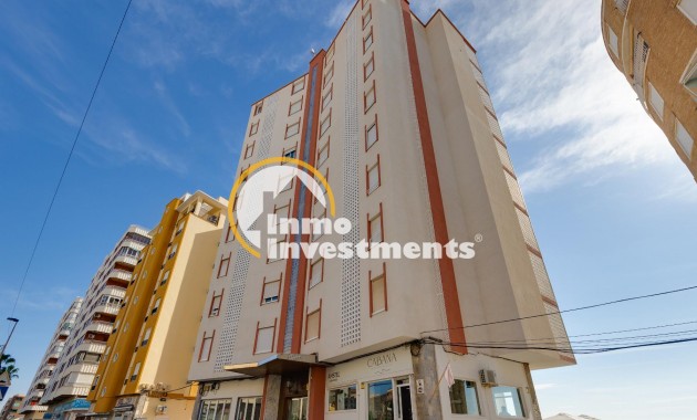 Resale - Apartment - Torrevieja - Beach