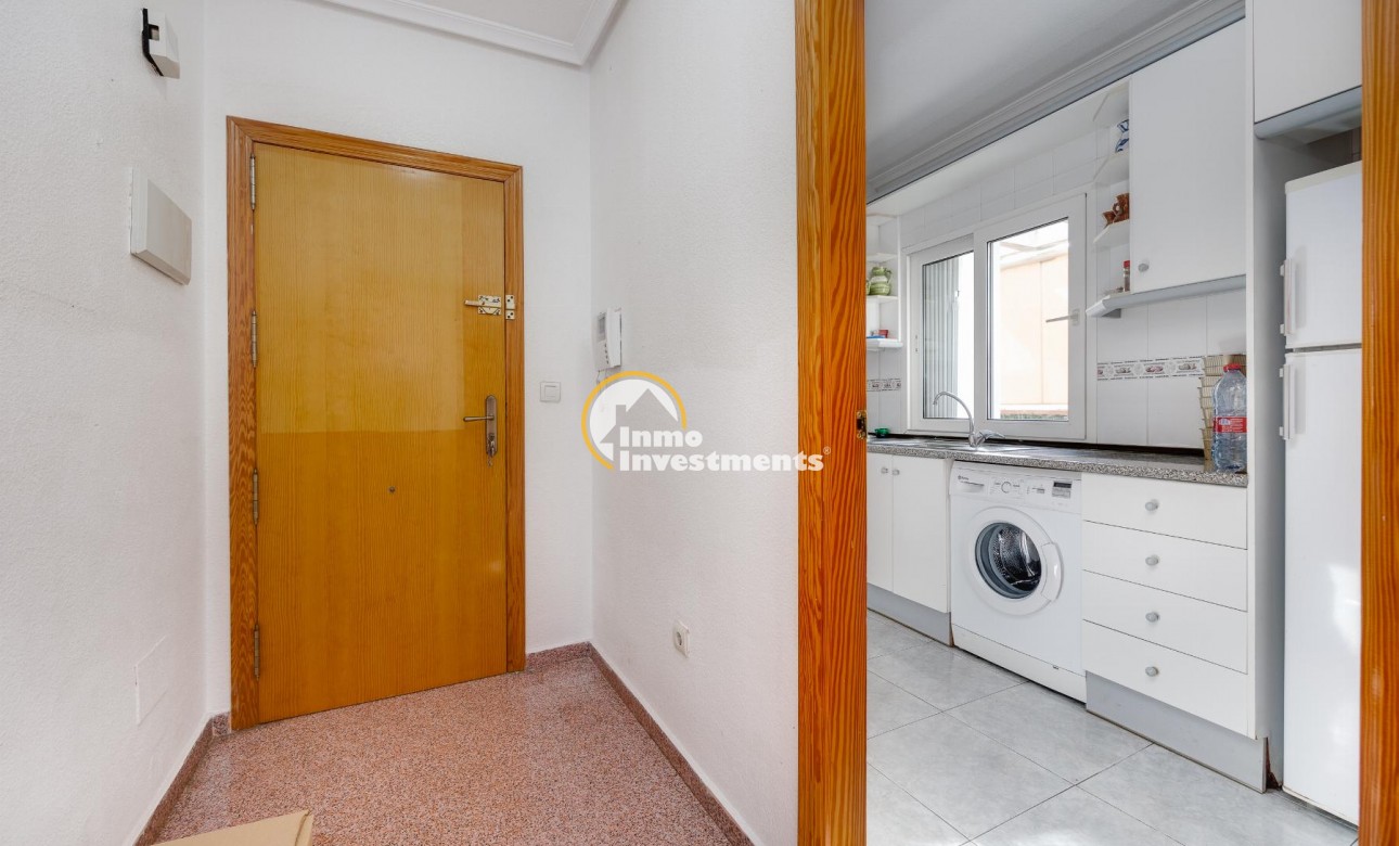 Resale - Apartment - Torrevieja - PARQUE DE LAS NACIONES