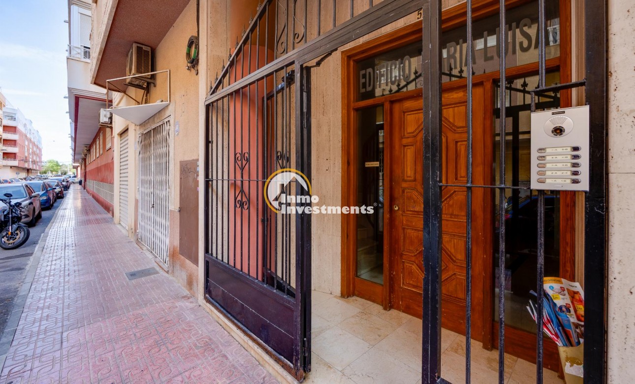 Resale - Apartment - Torrevieja - PARQUE DE LAS NACIONES