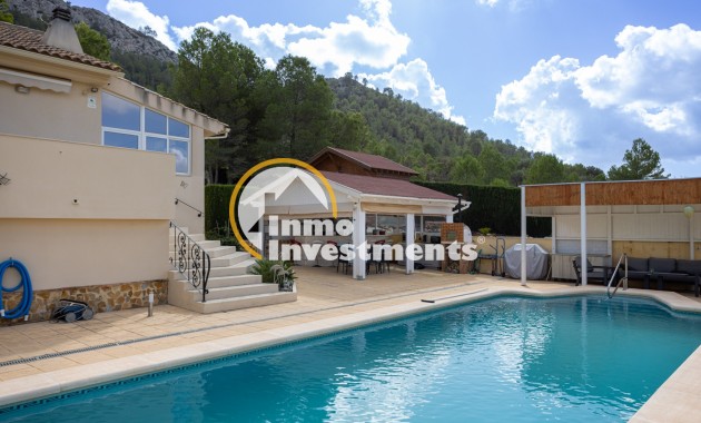 Resale - Villa - La Zarza