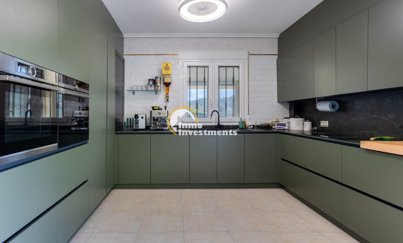 Resale - Villa - La Zarza