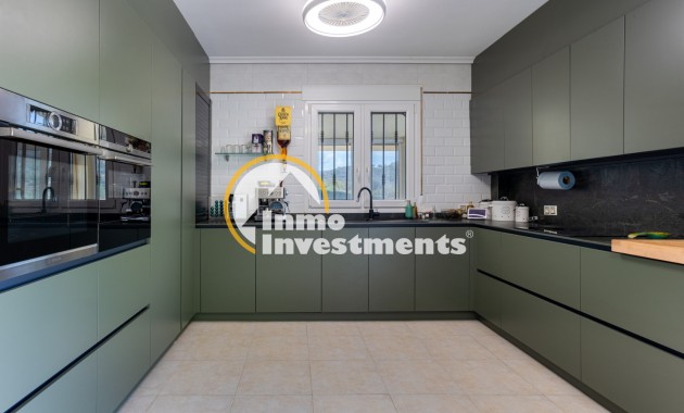 Resale - Villa - La Zarza