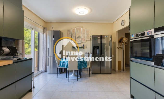 Resale - Villa - La Zarza