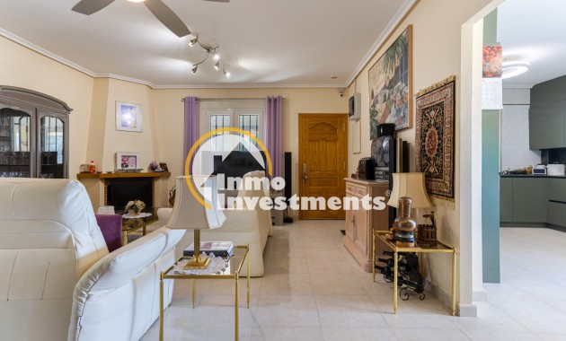 Resale - Villa - La Zarza