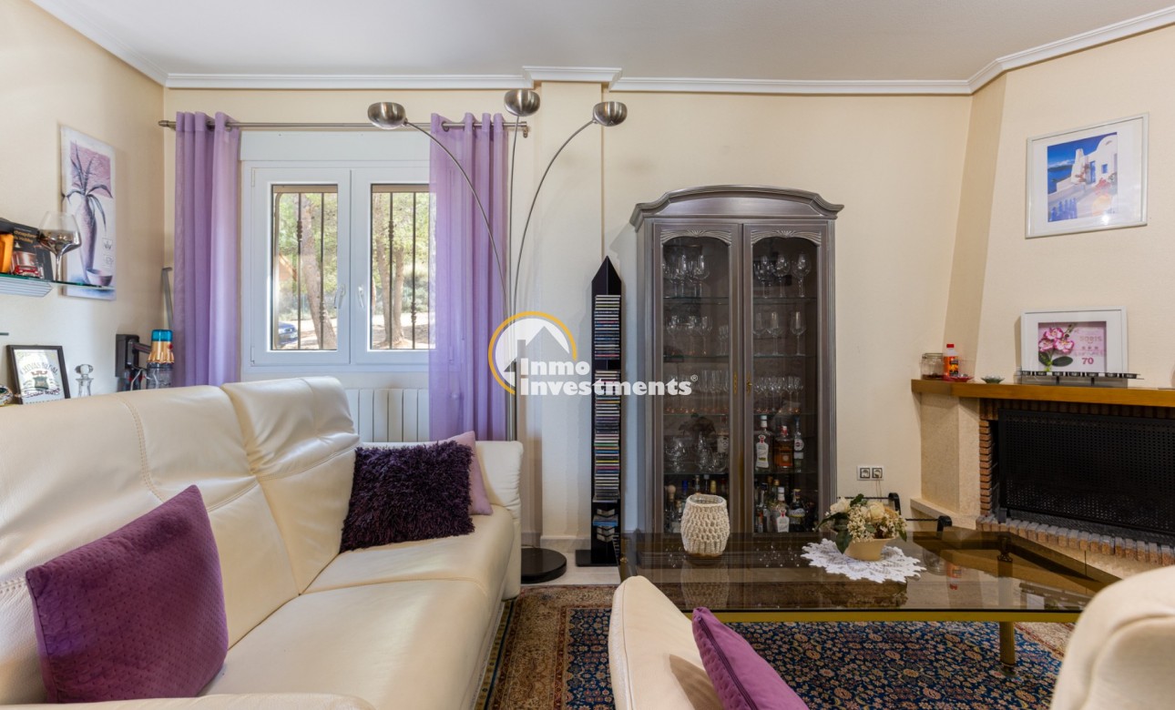 Resale - Villa - La Zarza