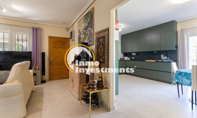 Resale - Villa - La Zarza