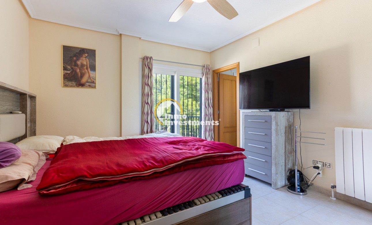 Resale - Villa - La Zarza