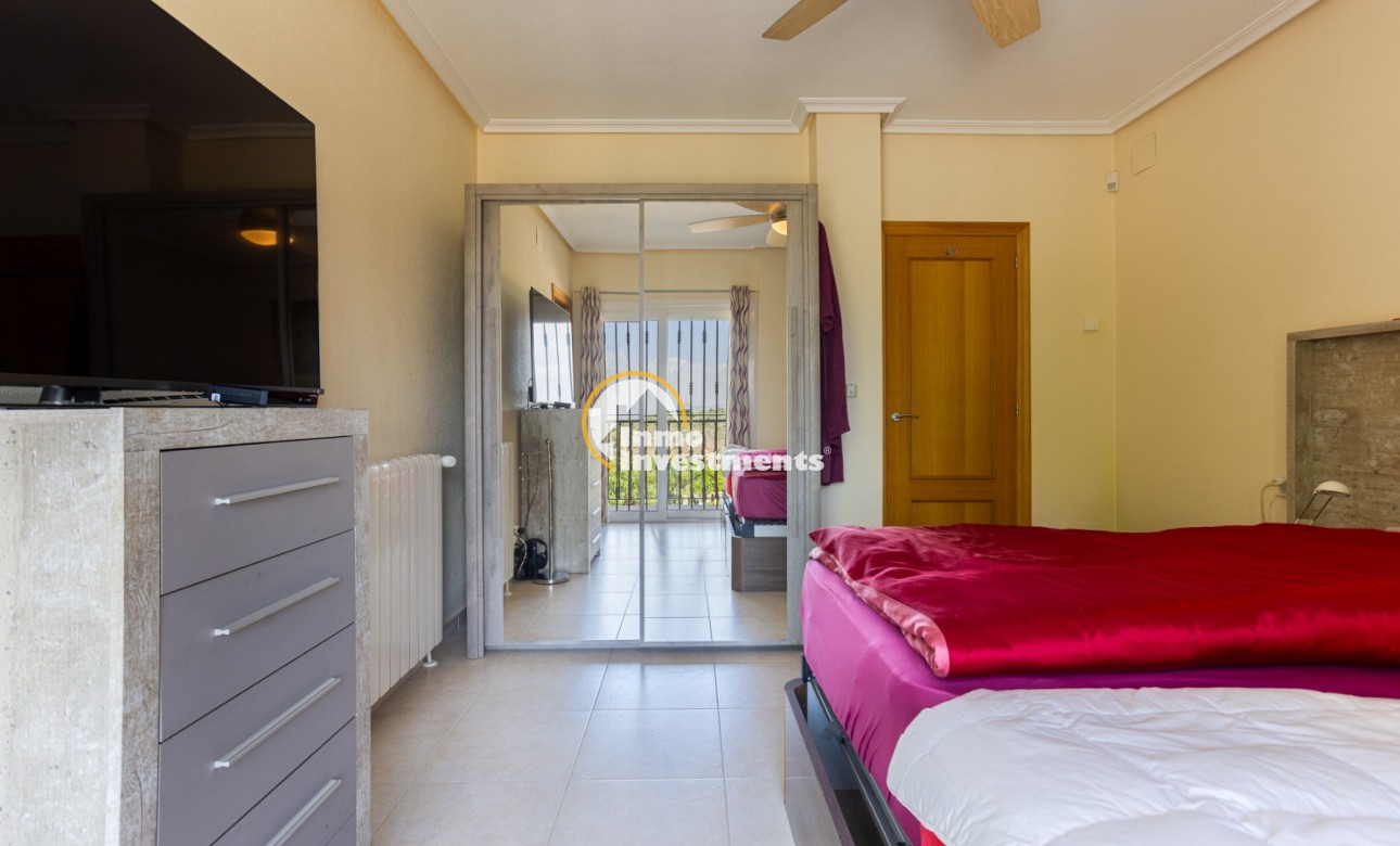 Resale - Villa - La Zarza