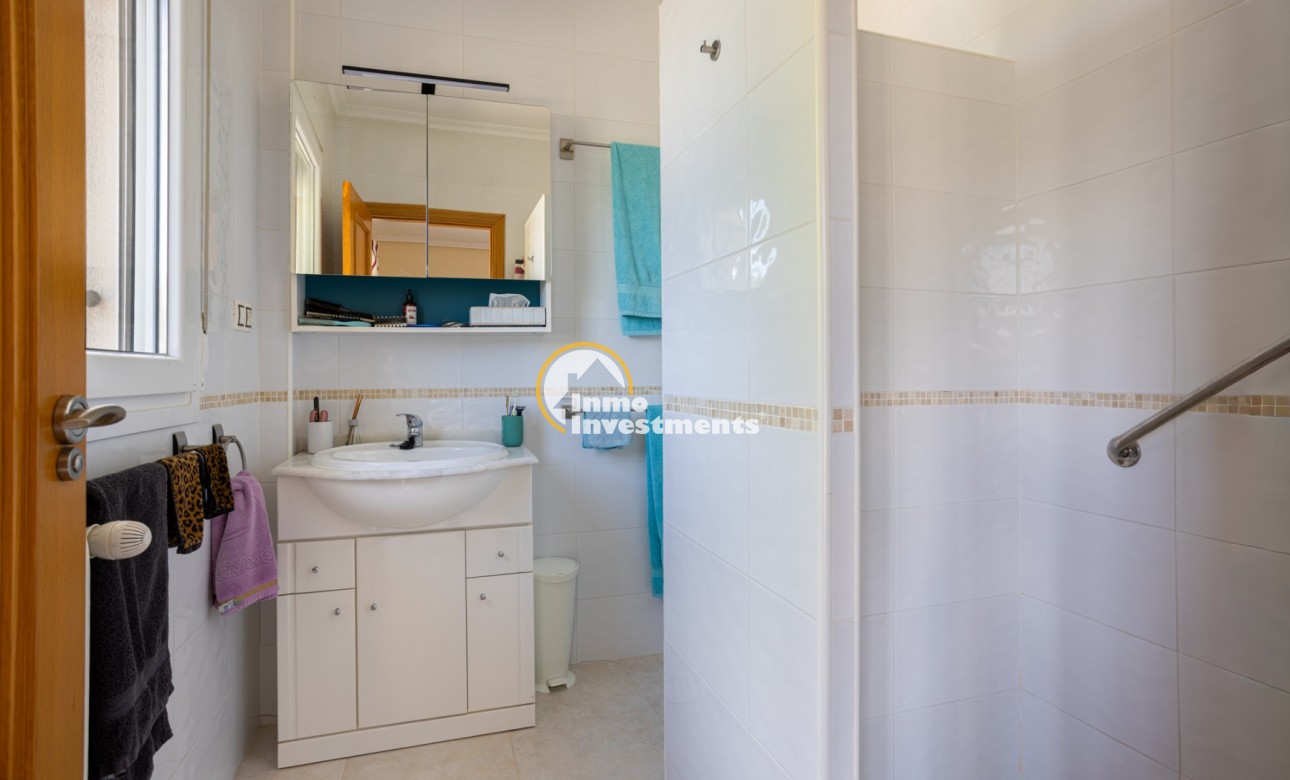 Resale - Villa - La Zarza