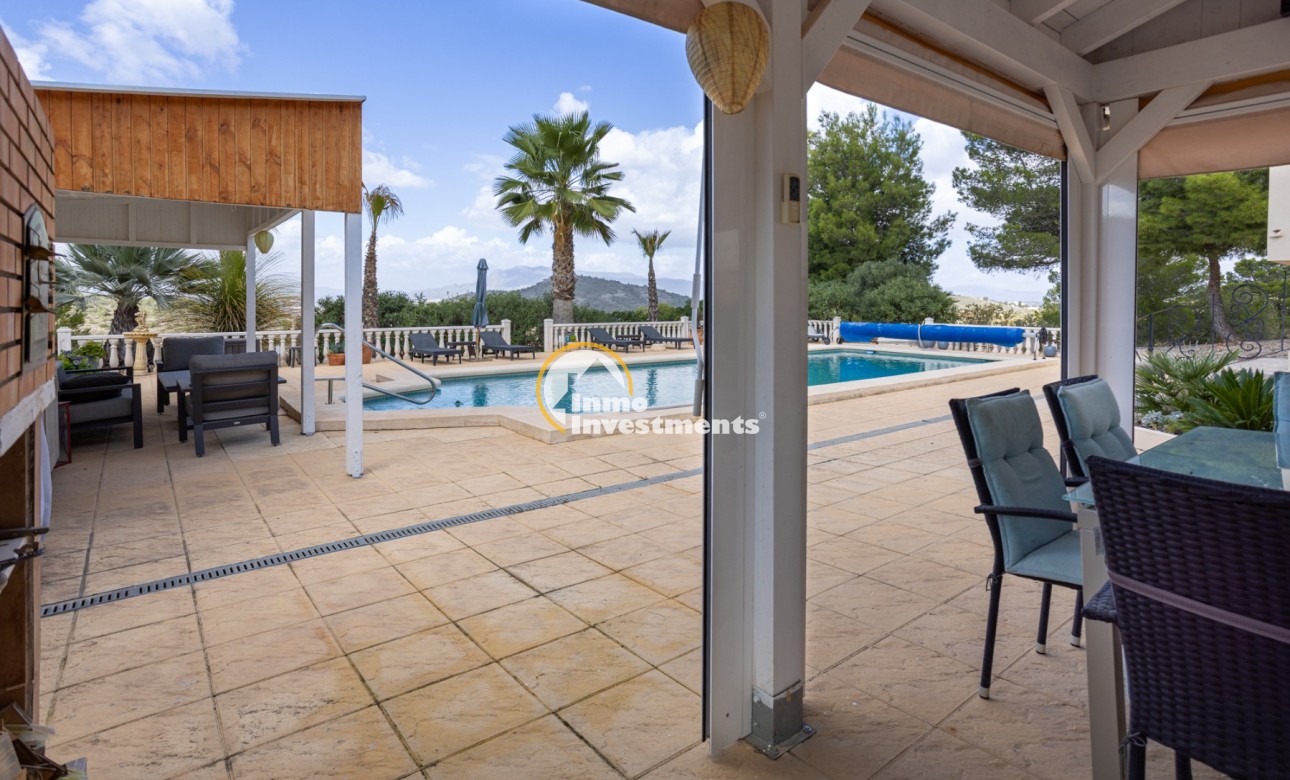 Resale - Villa - La Zarza