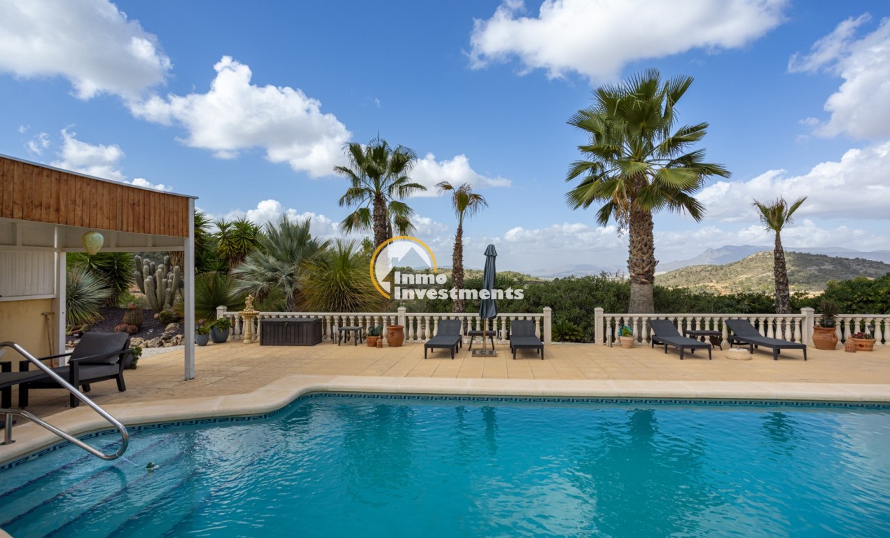 Resale - Villa - La Zarza