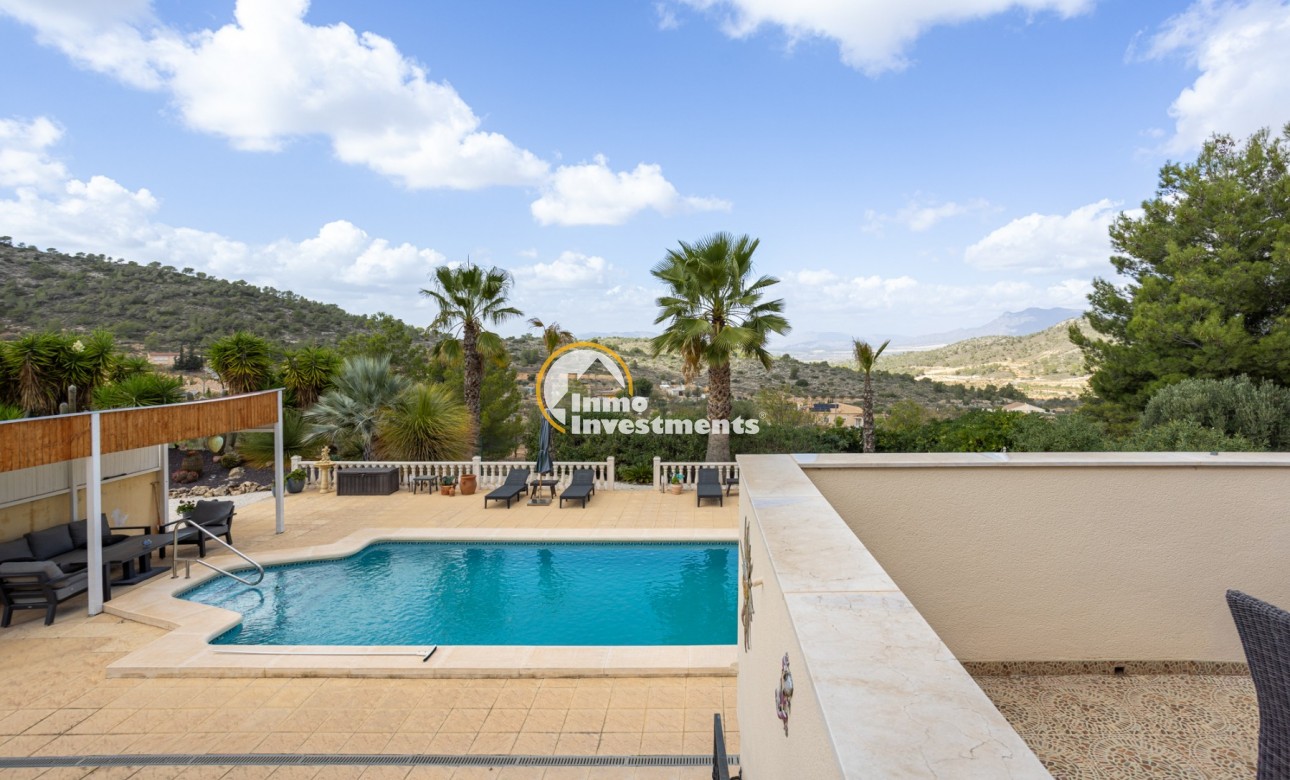 Resale - Villa - La Zarza