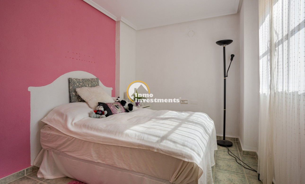 Resale - Villa - Guardamar del Segura