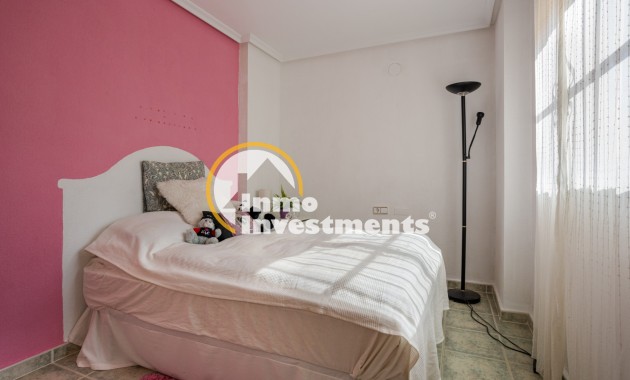 Resale - Villa - Guardamar del Segura