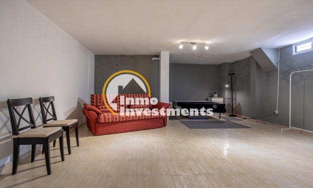 Resale - Villa - Guardamar del Segura