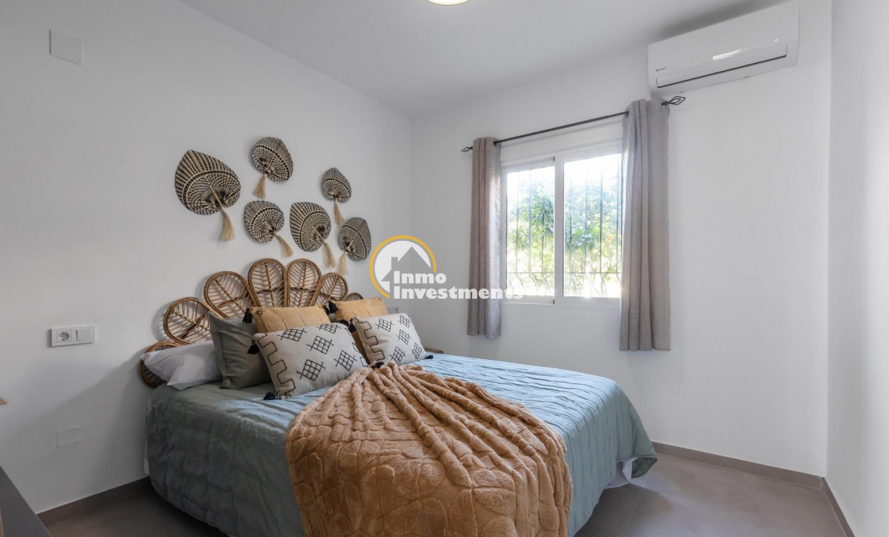 Long term rental - Bungalow - Torrevieja - Zona los Frutales