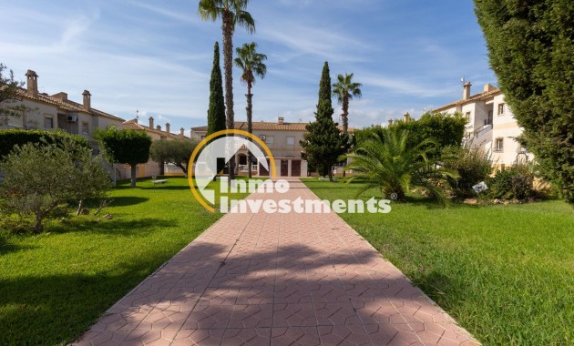 Long term rental - Bungalow - Torrevieja - Zona los Frutales