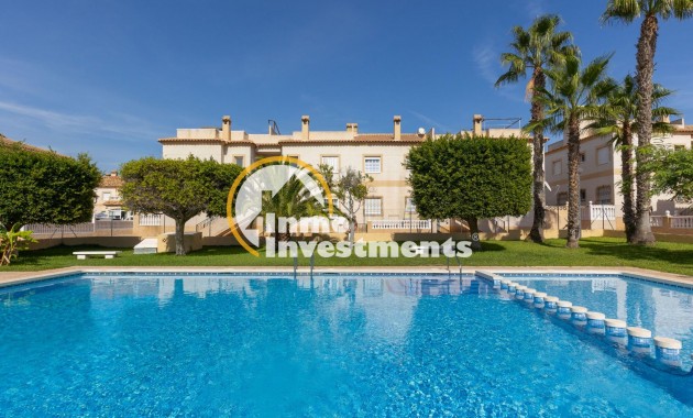 Long term rental - Bungalow - Torrevieja - Zona los Frutales