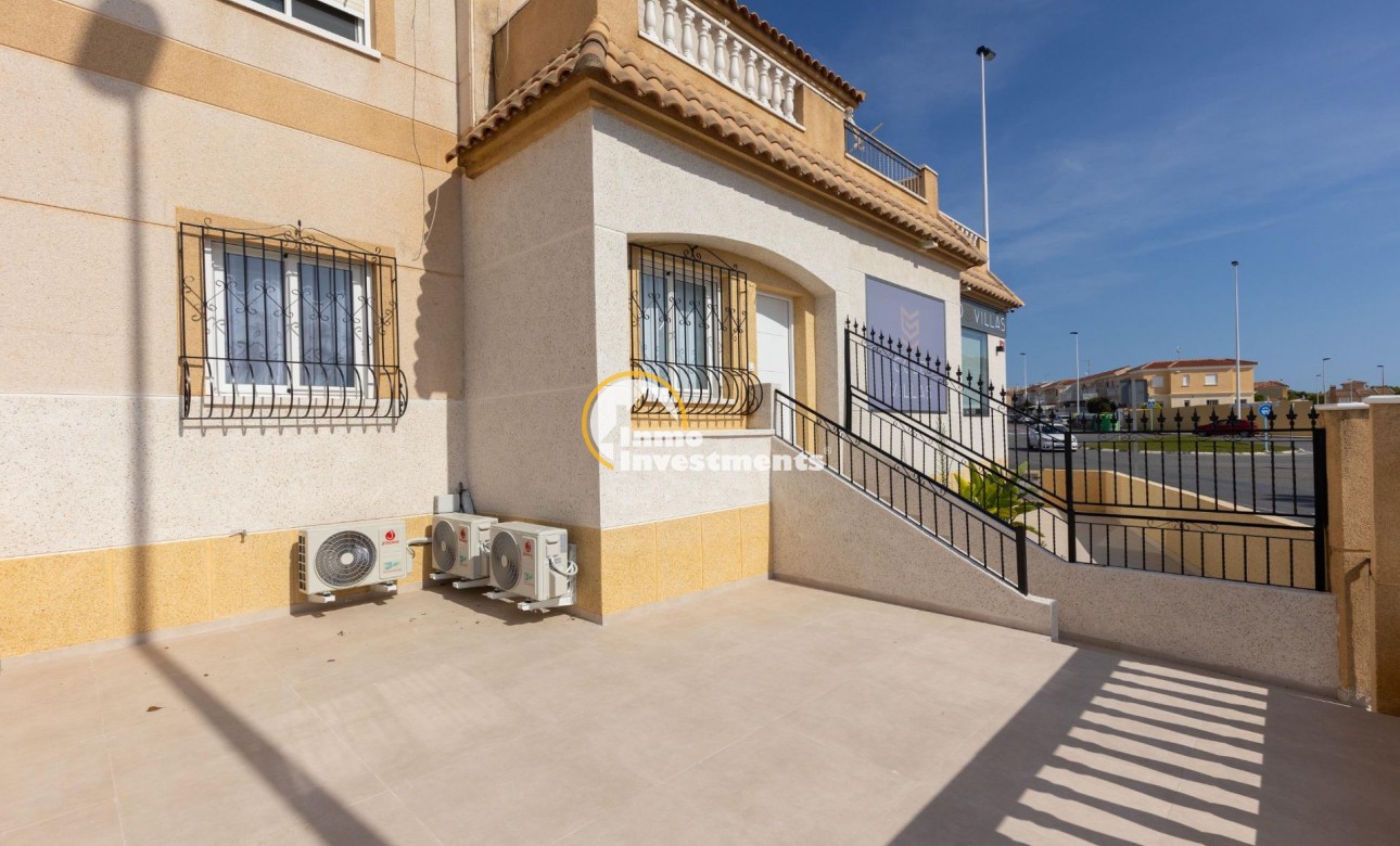 Long term rental - Bungalow - Torrevieja - Zona los Frutales
