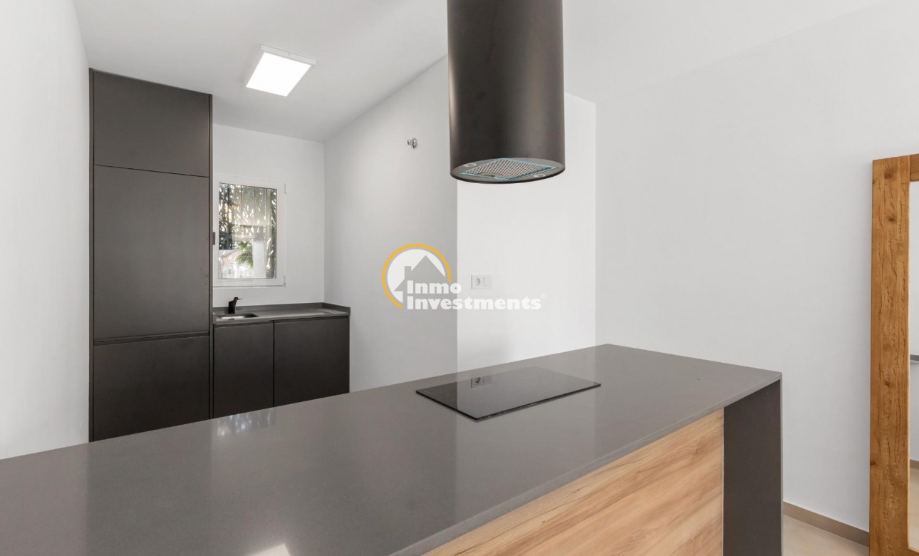 Long term rental - Bungalow - Torrevieja - Zona los Frutales