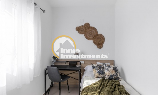 Long term rental - Bungalow - Torrevieja - Zona los Frutales