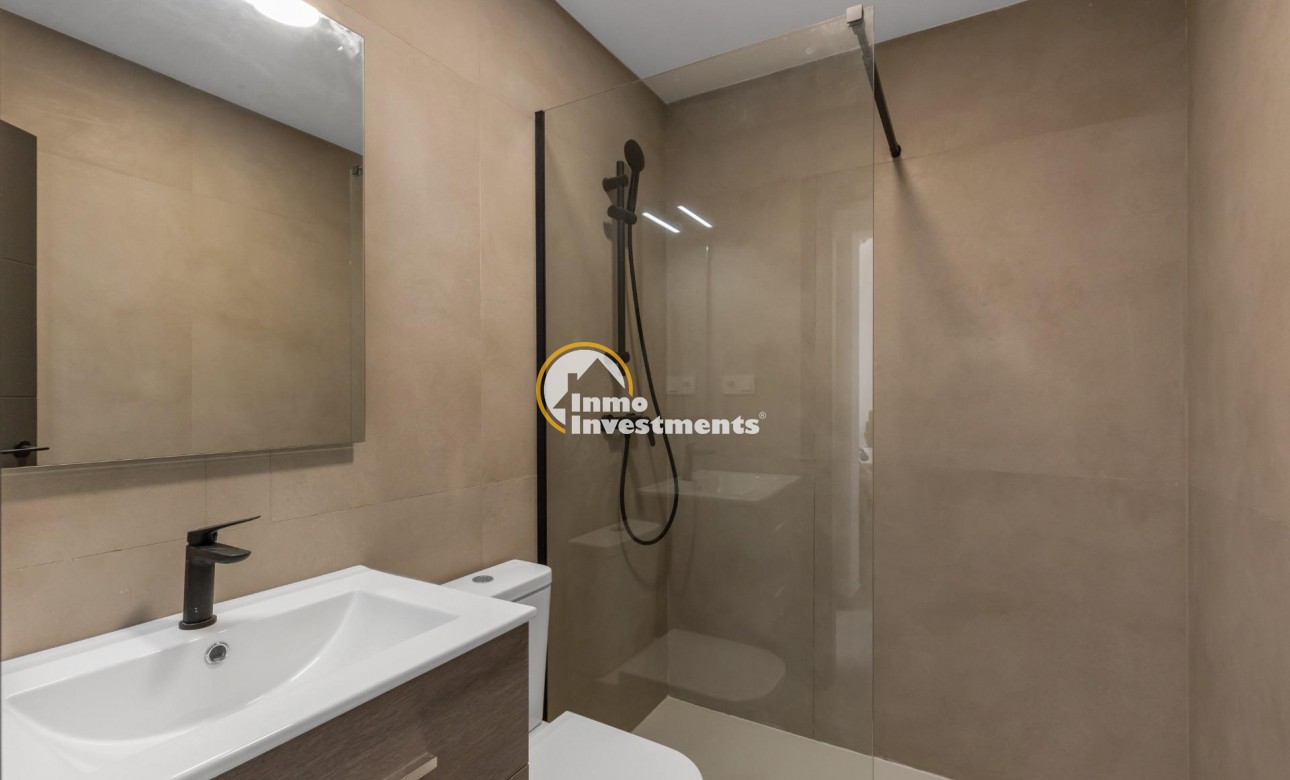 Long term rental - Bungalow - Torrevieja - Zona los Frutales