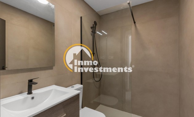 Long term rental - Bungalow - Torrevieja - Zona los Frutales