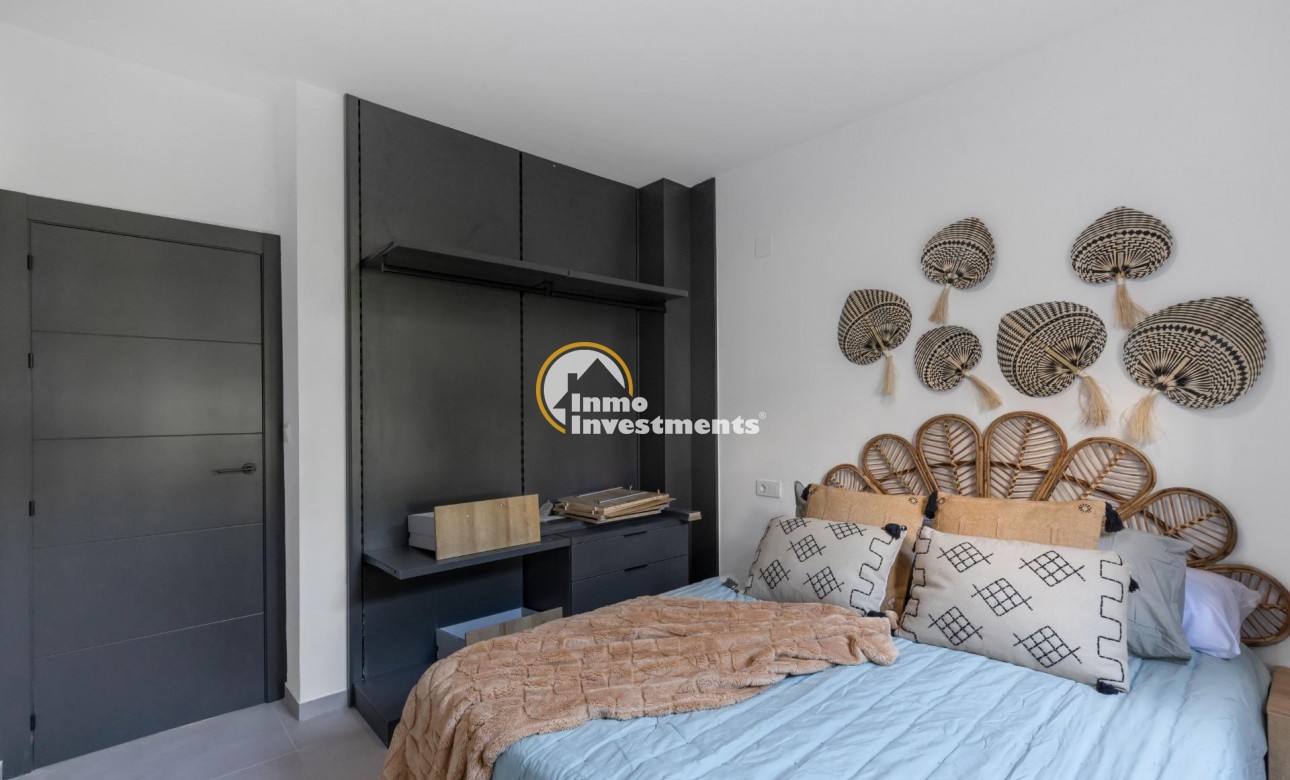 Long term rental - Bungalow - Torrevieja - Zona los Frutales