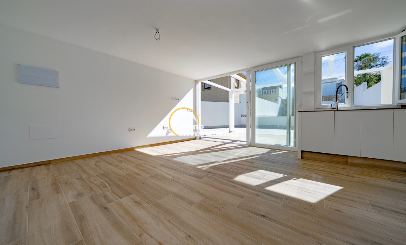 Bestaande bouw - Half vrijstaande villa - Los Balcones